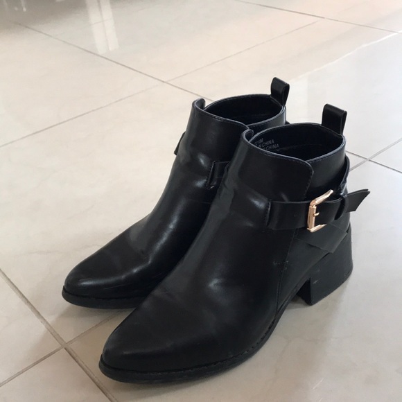 Forever 21 Booties with Buckle size 6 - Picture 1 of 4